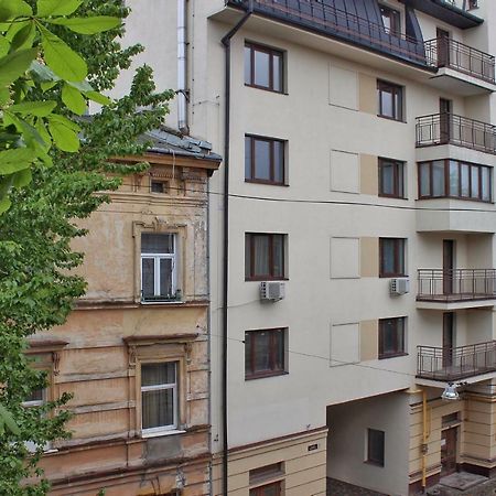 Квартира По Вулиці Голубовича 42 Біля Вокзалу Комфортна Повноцінна Стильна إلفيف المظهر الخارجي الصورة
